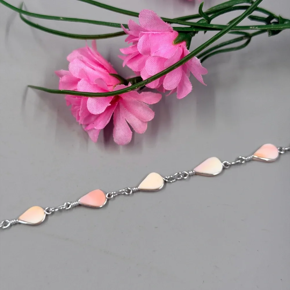 Delicate Pink Stone Handmade Sterling Silver Plated Wire Wrap Link Bracelet - Picture 4 of 5